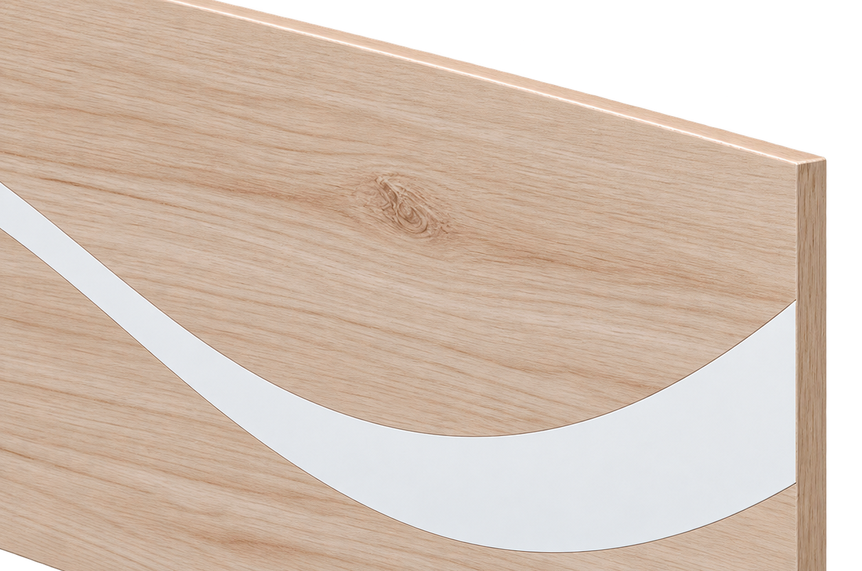 Detalle del cabecero Brisa con acabado efecto madera y franja curva decorativa blanca